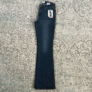 Levi’s Denizen mid rise boot cut